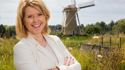Beryl van Straten