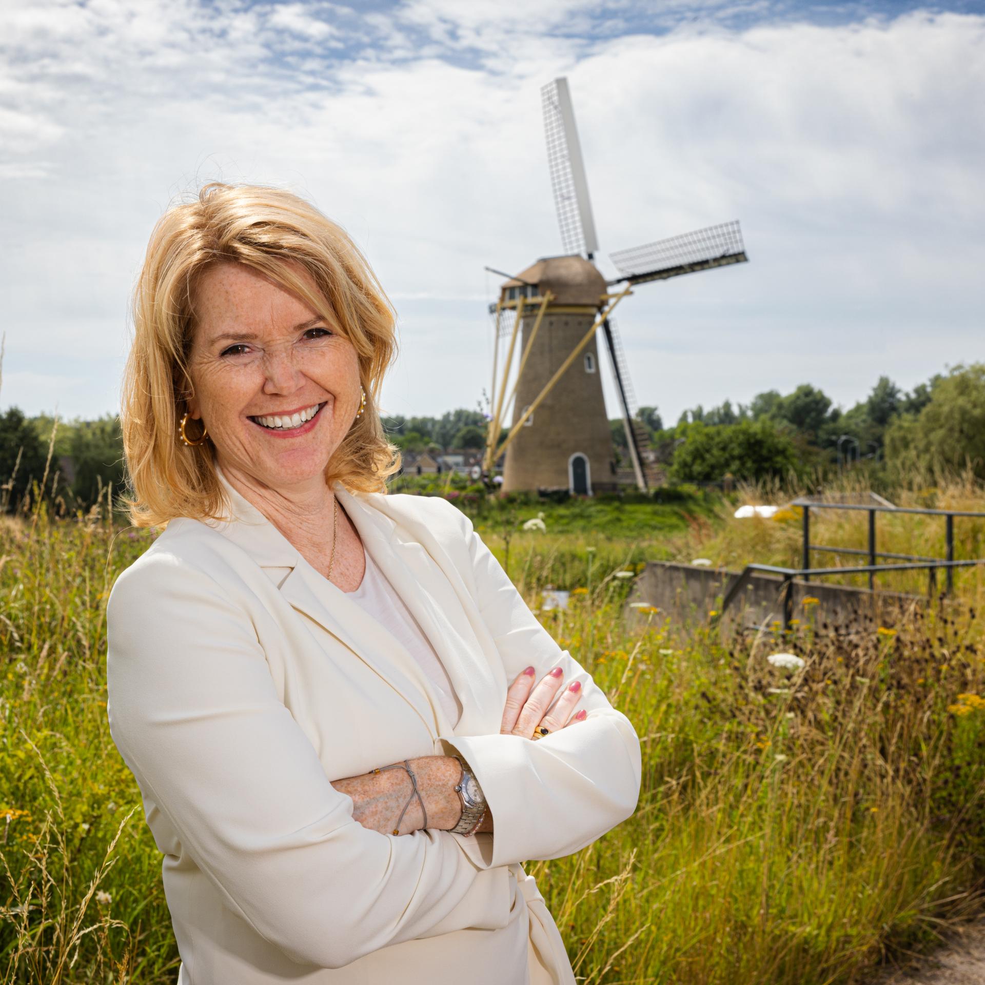 Beryl van Straten