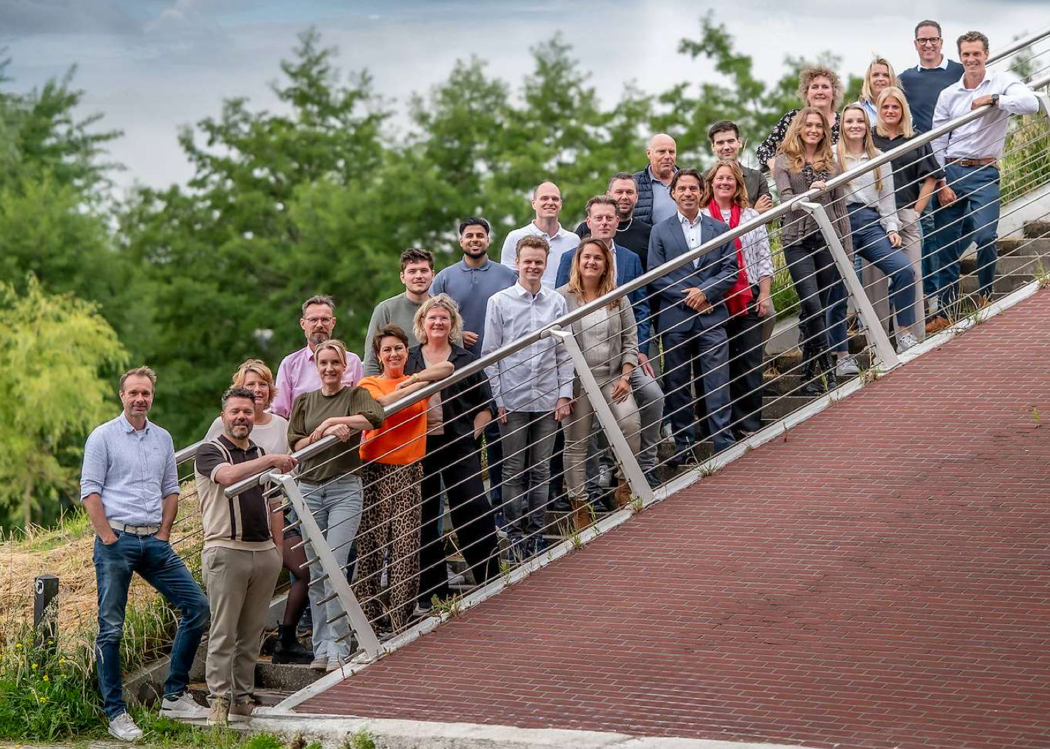 Het team van Verstraten en Bergkamp